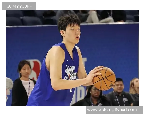 杨瀚森揭秘克里斯哥哥的努力生活习惯每天早起自学英语与妻子视频通话 杨瀚森揭秘克里斯哥哥的努力生活习惯每天早起自学英语与妻子视频通话