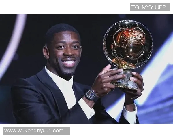 登贝莱盛赞姆巴佩称其必将赢得金球奖的荣耀与认可