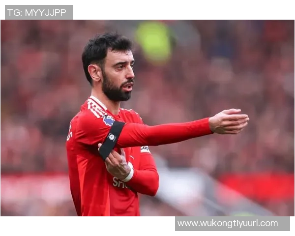 B费庆祝曼联生涯300场里程碑分享精彩瞬间与球迷共庆荣耀时刻