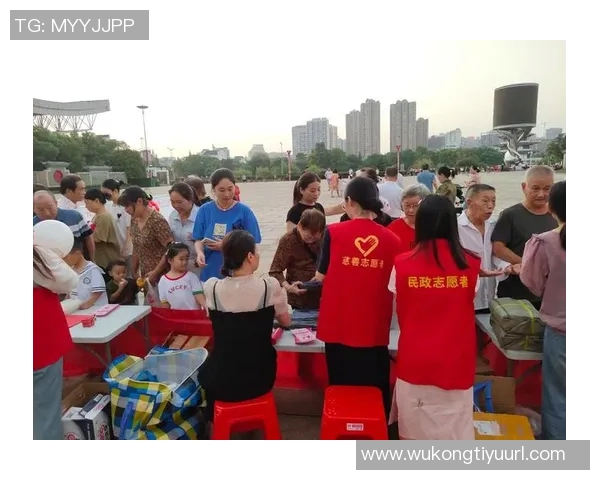 拉菲尼亚回乡举办圣诞慈善活动温暖帮助有需要的人们